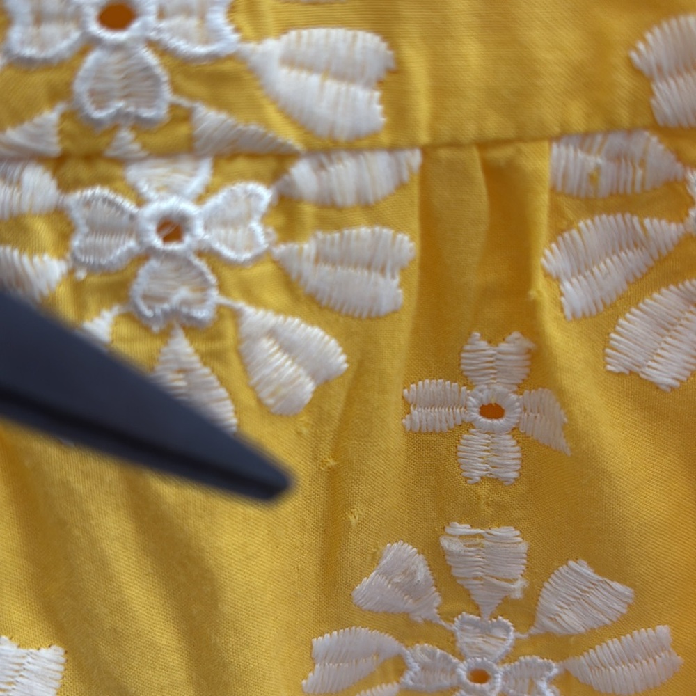 Talbots Yellow White Flutter Sleeve Eyelet Embroidered Floral Blouse Tie Front - Picture 12 of 13